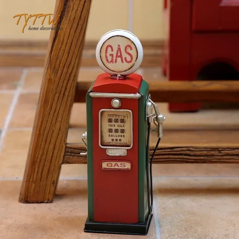 Industrial Metal Figurine Decor: Iron Fire Extinguisher & Hydrant Model, Retro Desk Ornament for Shops and Studios