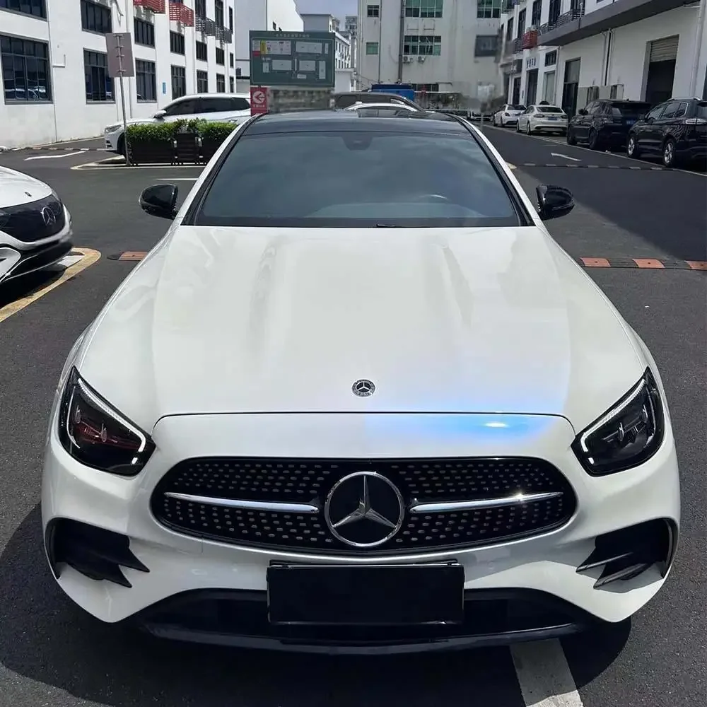 Glossy Pearl White Blue Color Shift Vinyl Car Wrap Film Color Change Chameleon Foil for Vehicle Motorcycle Exterior