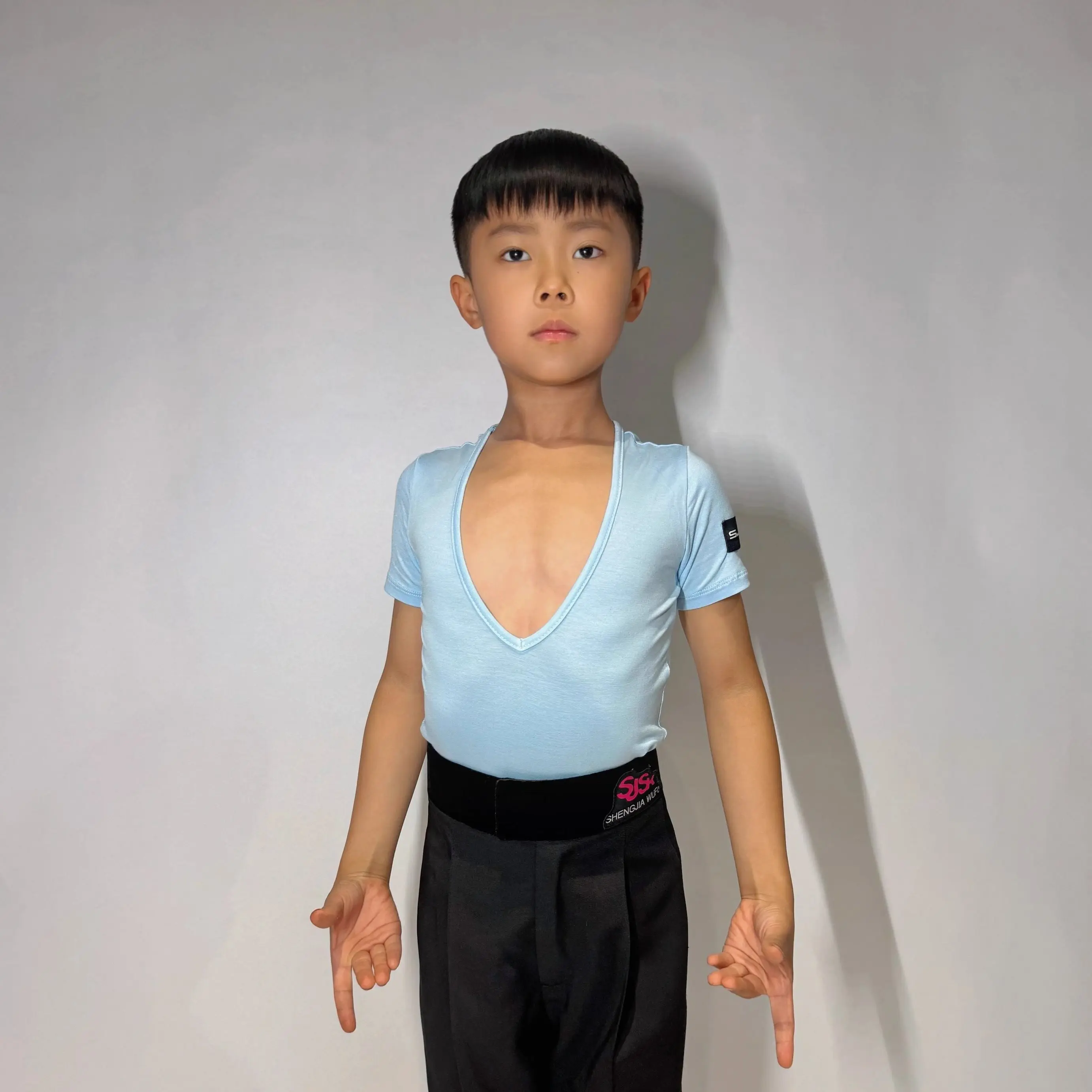 

2025 New Latin Dance Tops For Boys Blue Short Sleeve Shirts Chacha Rumba Tango Dress Children Latin Dance Practice Wear DN20278