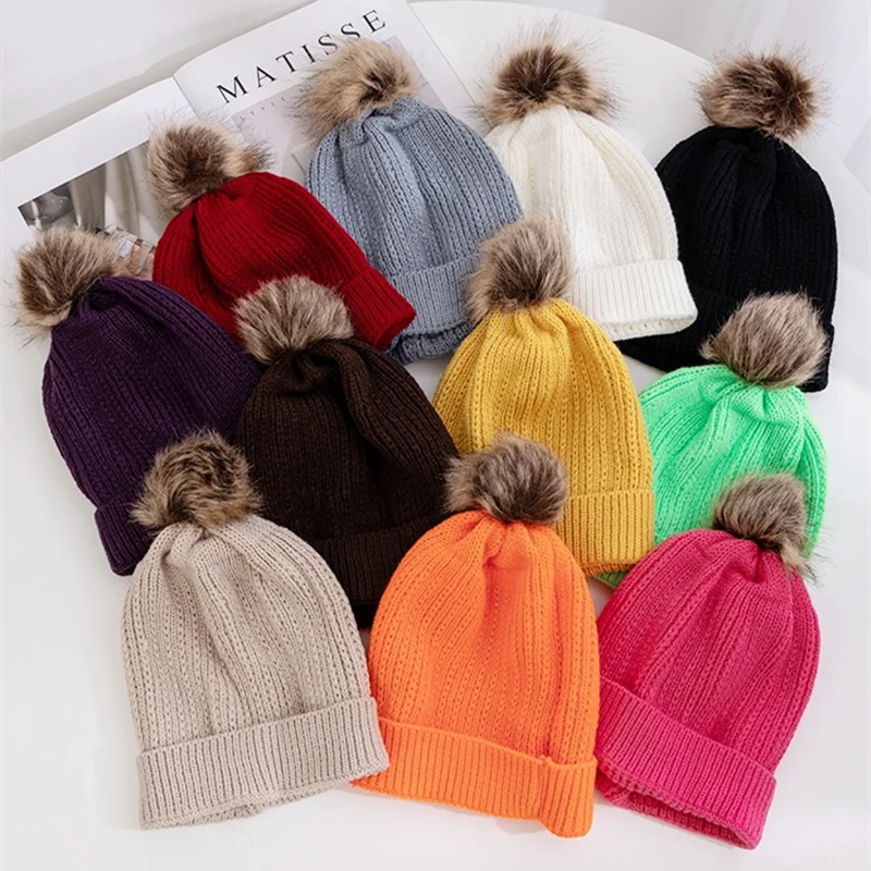 Hot Sale Candy Colors Winter Hat Women Pompoms Hat Soft Trendy Beanie Hat Basic Daily Leisure Cap