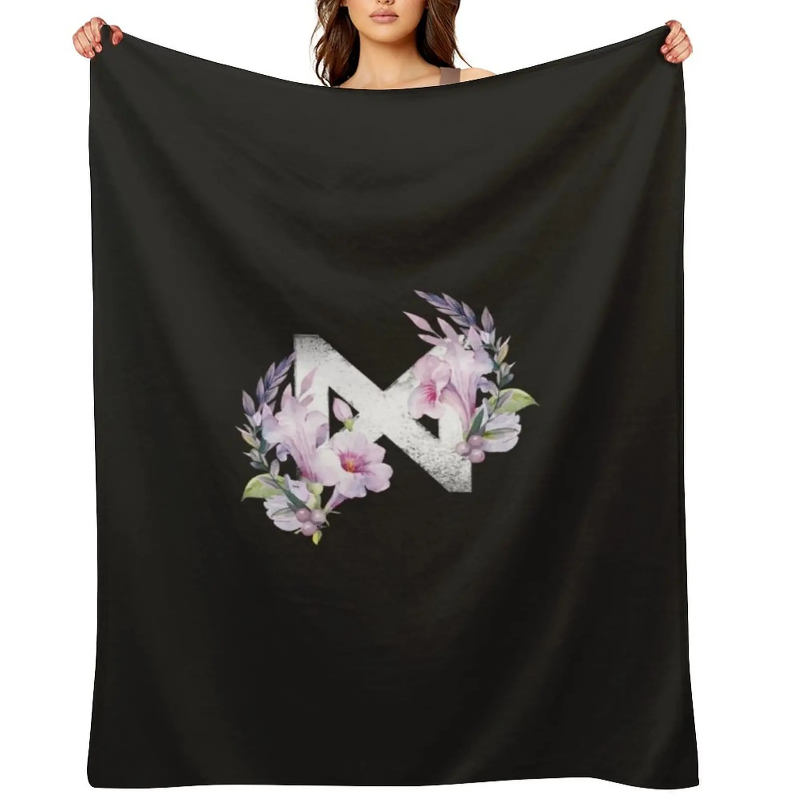 

Monsta X Flowers Classic Throw Blanket Thermal Tourist Giant Sofa Camping Blankets