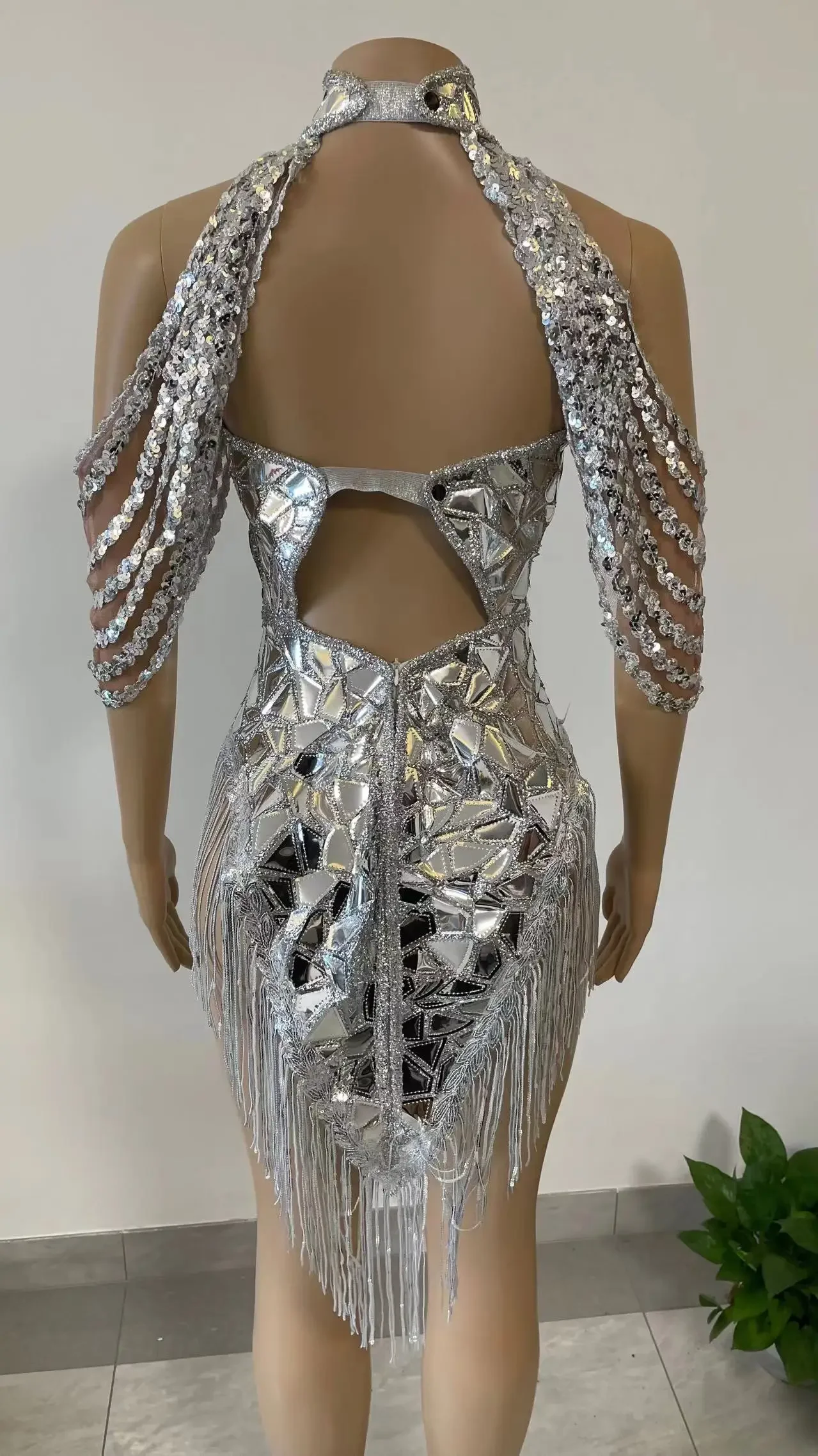 Vestido sin espalda con lentejuelas plateadas brillantes, con borlas leotardo, traje de baile para club nocturno, traje Djds, ropa de escenario para espectáculo de rendimiento