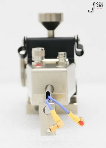 37320 CASCADE MICROTECH 3-AXIS PRECISION POSITIONER DCM 210