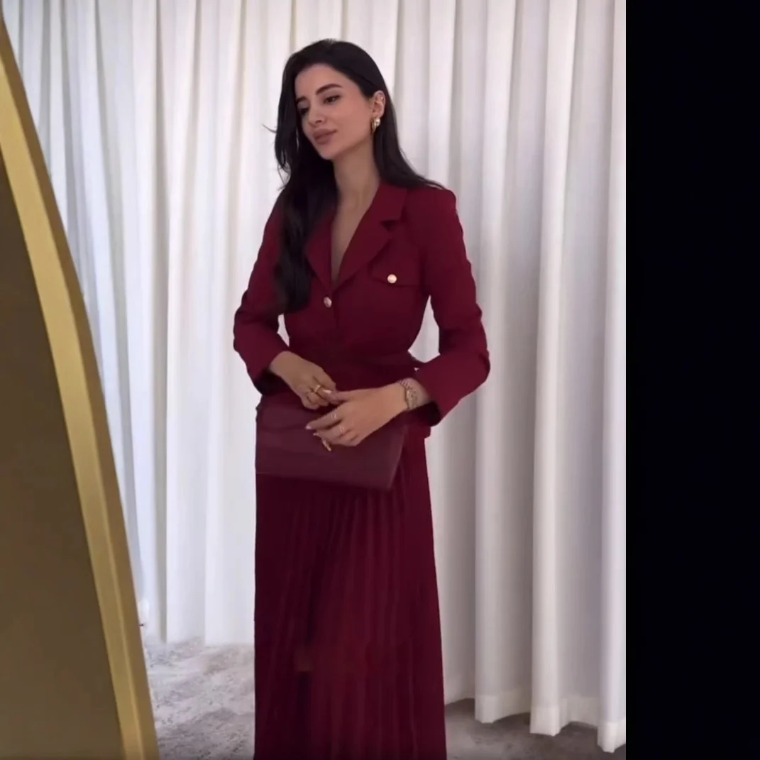 طقم بدلة V-Ne ربيعي 2024 مع تنورة مطوية Ele Busin ملابس نسائية غير رسمية ملابس عبر الحدود #3