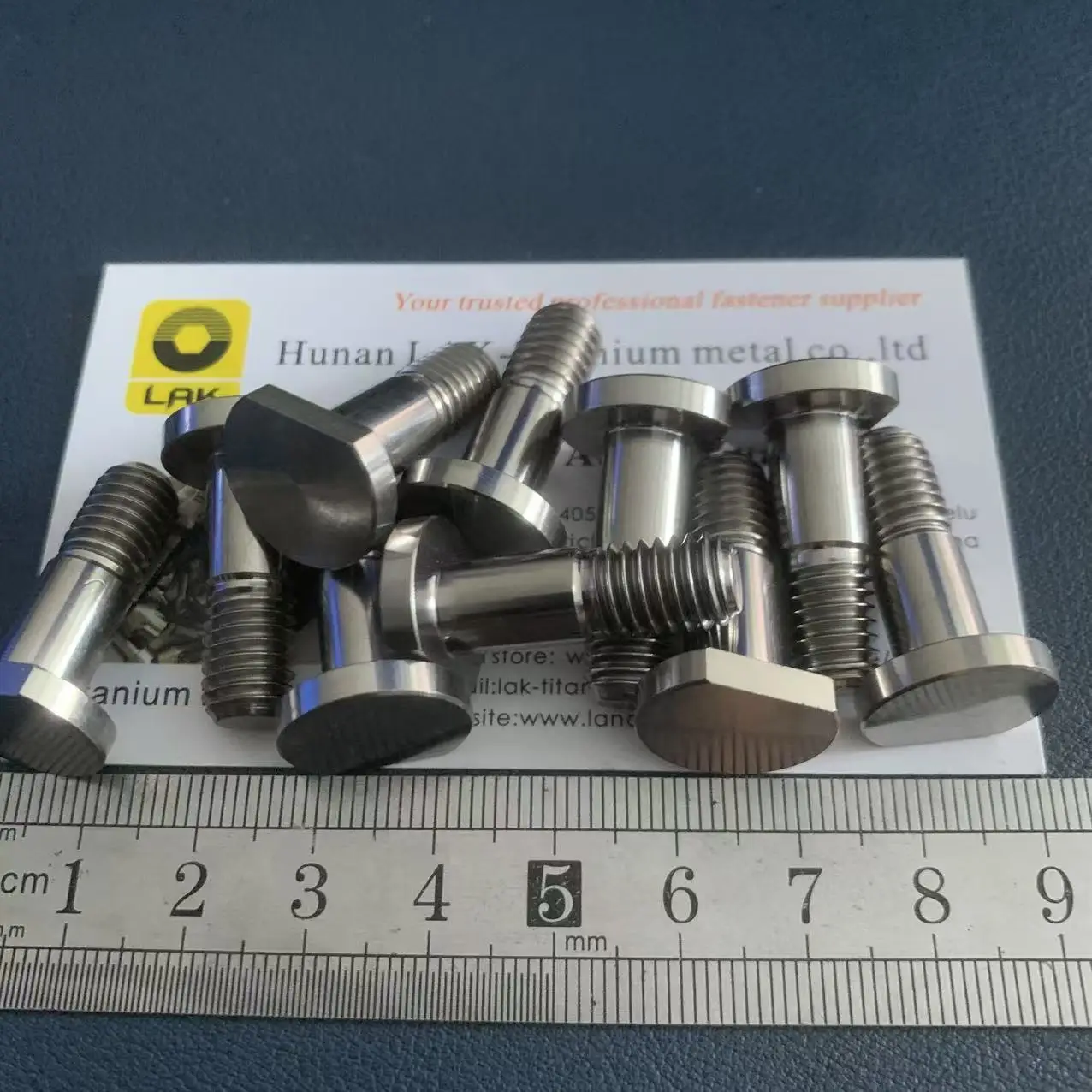 M8x24 27 برغي/مسمار من التيتانيوم برأس مستدير لمسند المحرك Gr5 #6