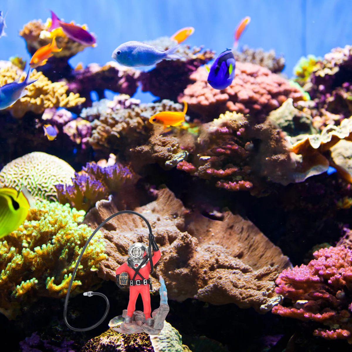 

Resin Diver Fish Tank Decoration Red Floating Bubble Ornament Aquarium Treasure Sculpture Underwater Desktop Landscape Aquarium