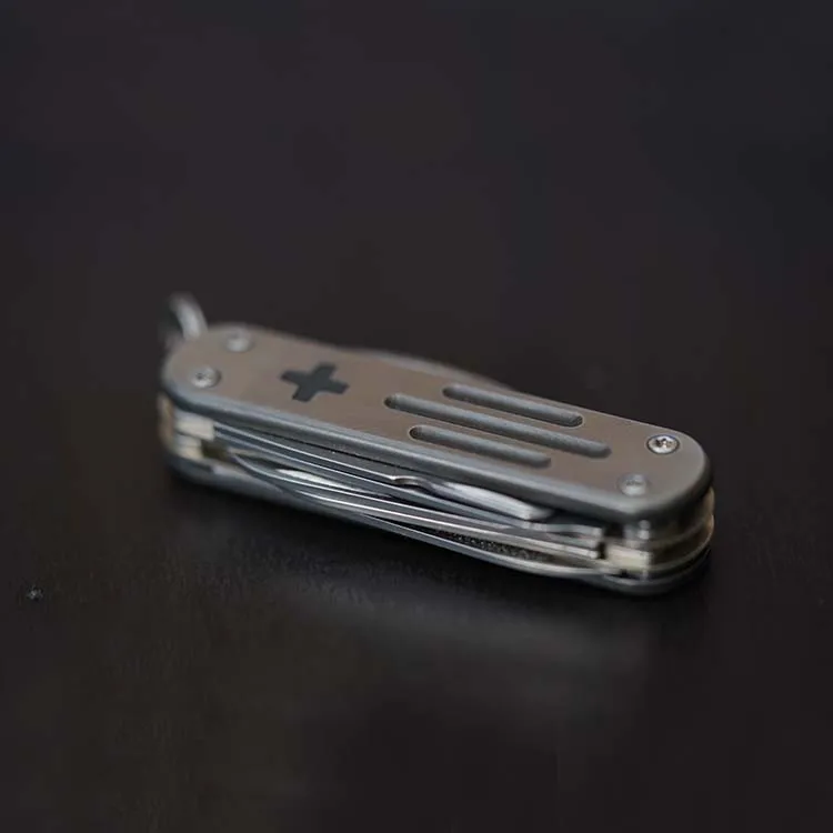 High-End Customized Titanium Alloy Zirconium Alloy Handle Keychain Combination Multi-Function Mini Tool Survival