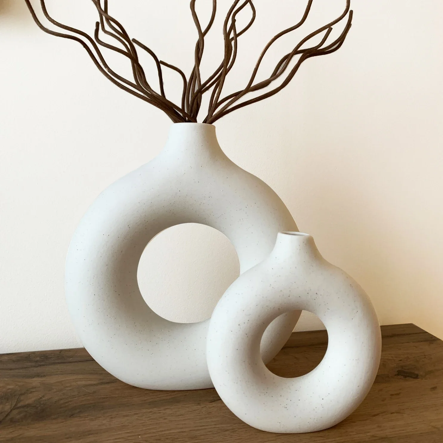 

Nordic Vase Circular Hollow Ceramic Donuts Flower Pot Home Living Room Desktop Office vase home decor Gift home vase decor