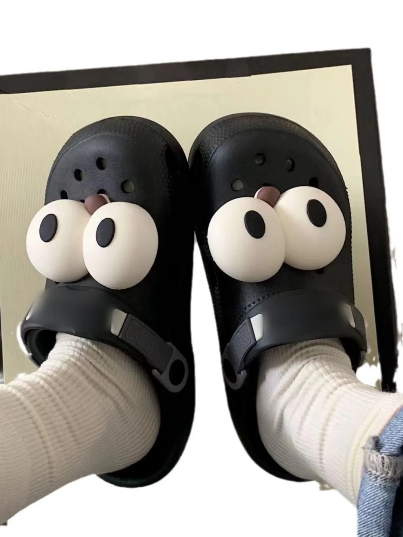 2pcs 3d Cartoon Eyes Design Shoe Buckles For Garden Shoes Decoration