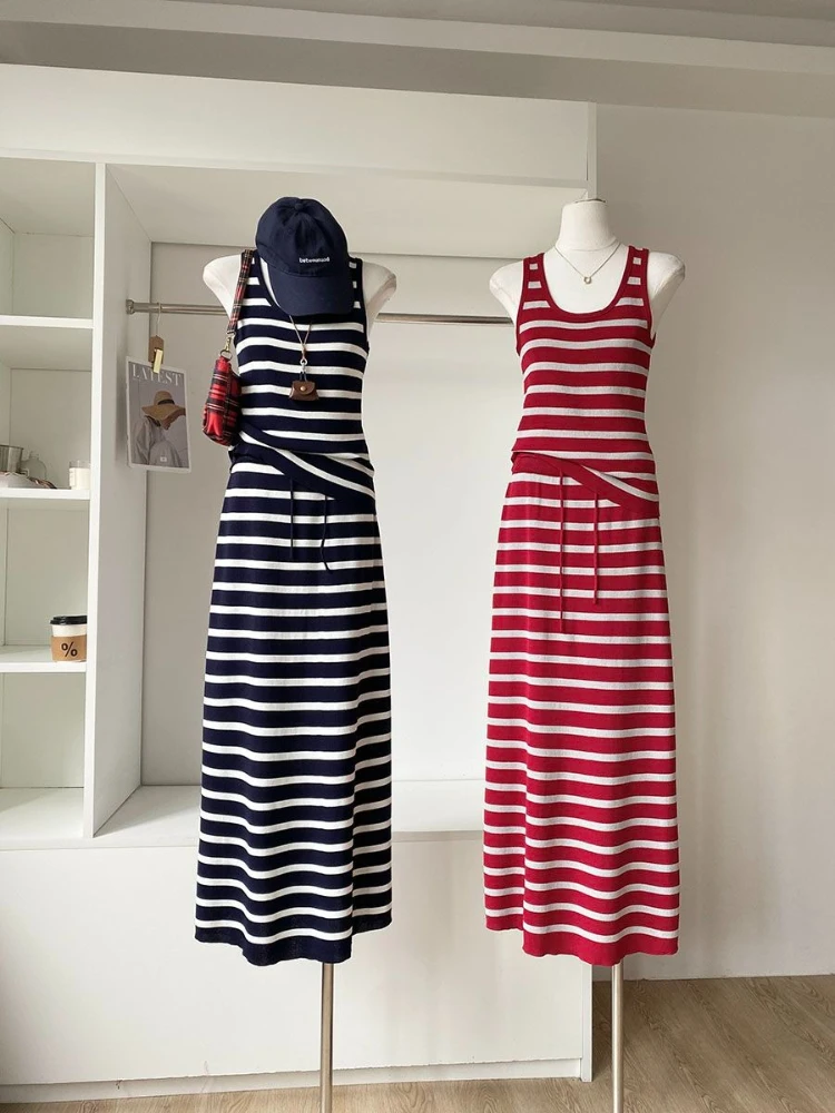 

Summer new fashionable temperament contrasting color striped vest+high waist slimming drawstring half skirt two-piece set