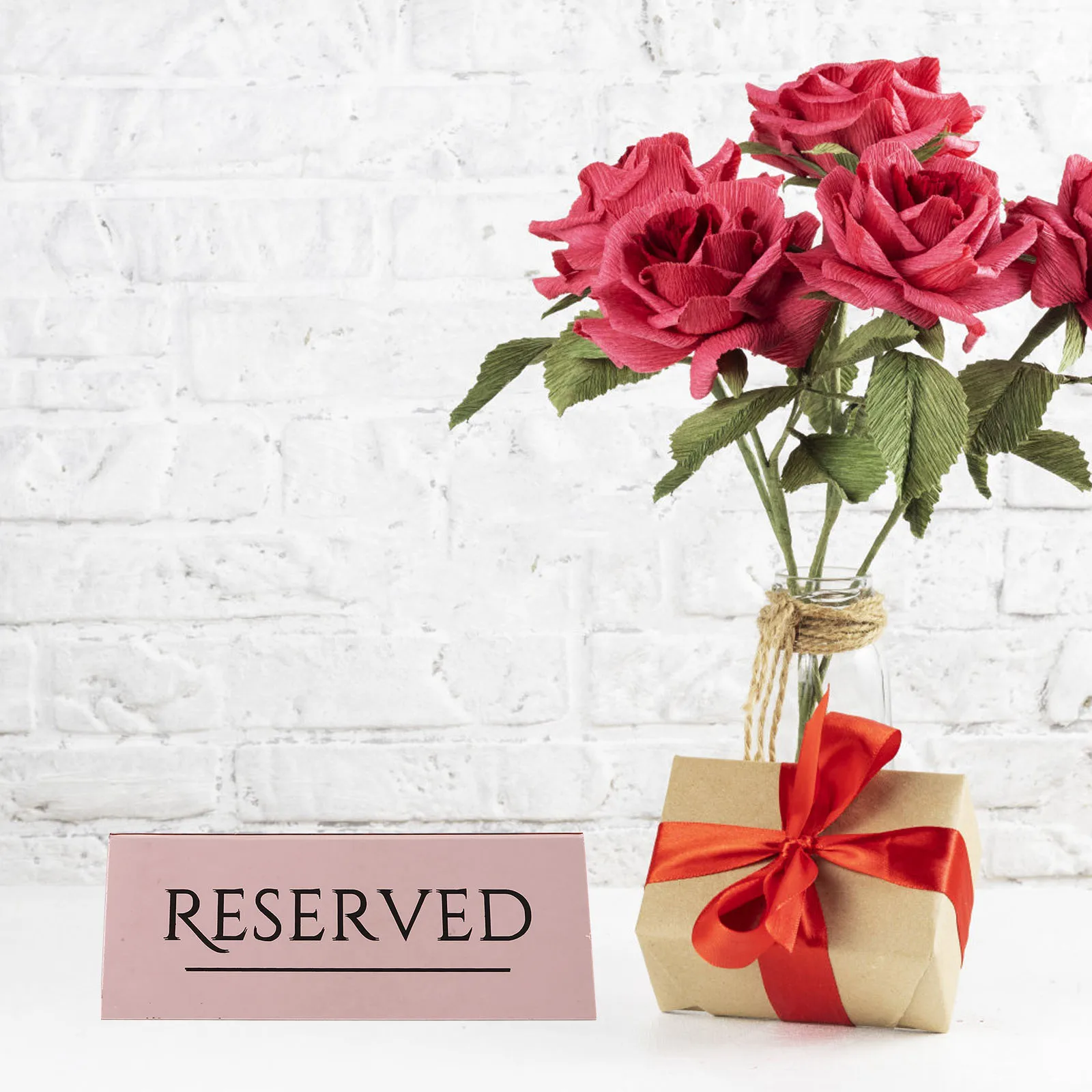 

4pcs Seat Plate Table Place Cards Wedding Reserved Signs Rose Gold Decorative Chairs Signs Tabletop Restaurant Reservation Seat