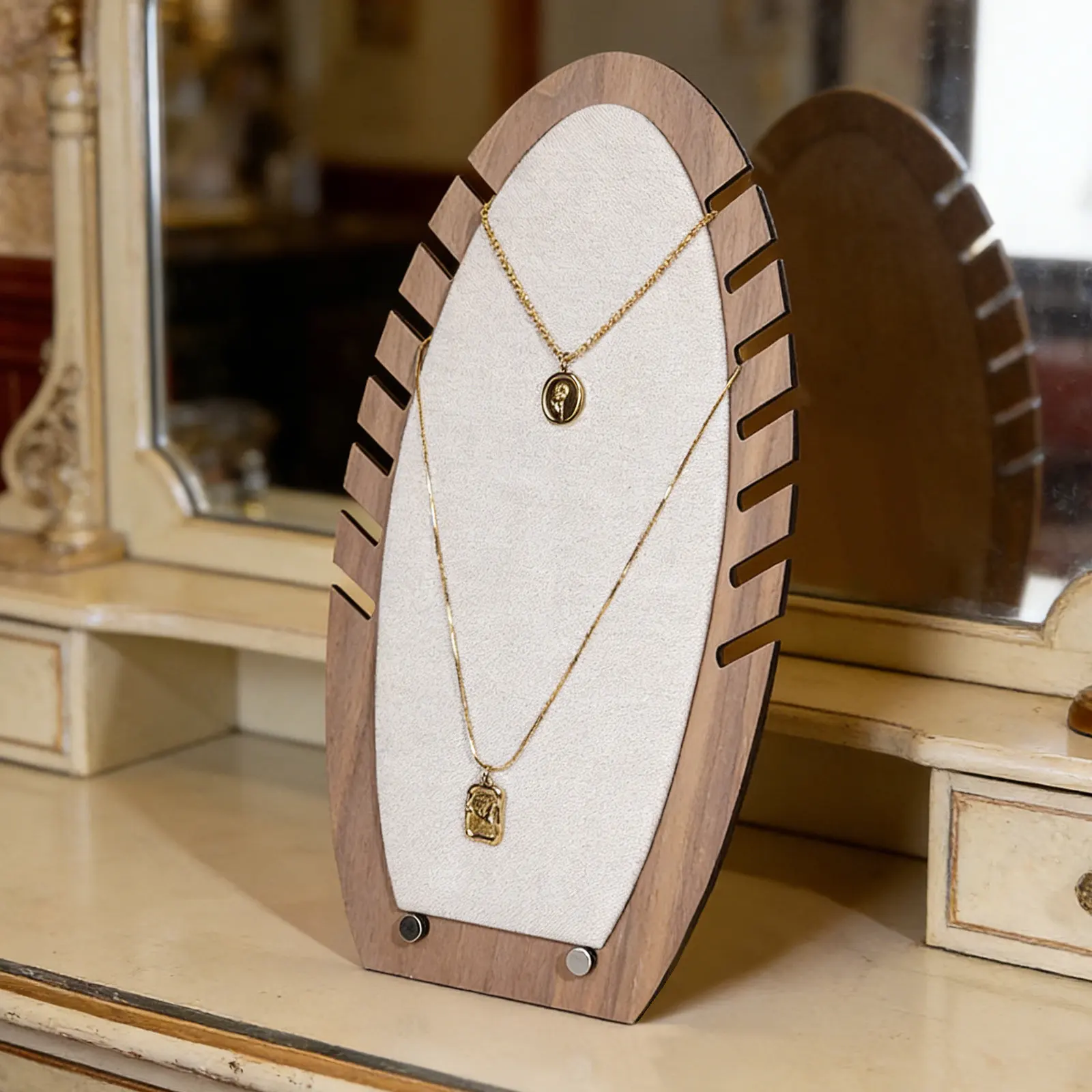 

Linen Necklace Display Stand Wooden Base Vertical Jewelry Display Organizer Tabletop Stand for Vendors Home Decoration Jewelry