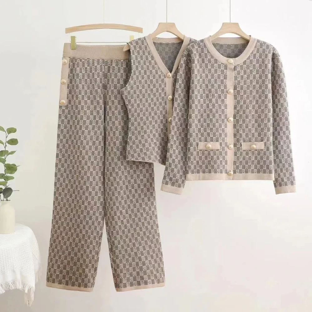 Spring and Summer Fashion New Button Versatile Slimming and Wide Leg Trend V-neck Vest Cardigan Knitted Three Piece Set