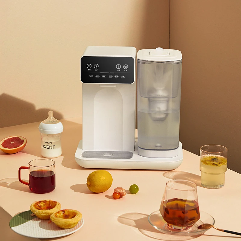 Desktop doméstico imediato dispensador de água quente negócio viajar portátil chaleira elétrica d1 mini escritório quente instantâneo 220v