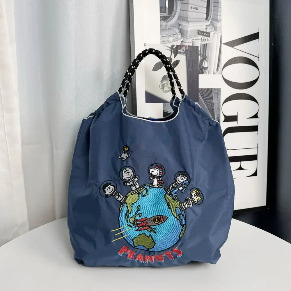 Bolsa de almacenamiento de compras de nailon bordada Snoopy, bolso de nailon de gran capacidad, bolsa cruzada de hombro tipo mensajero