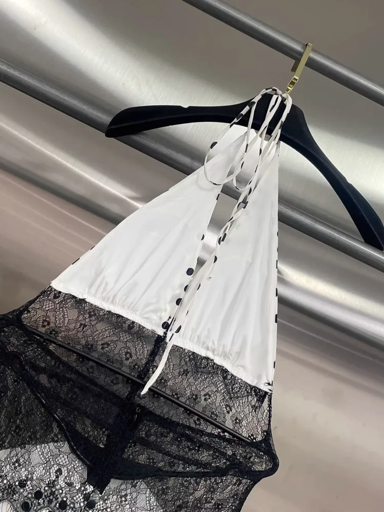 Sukienka damska DFDG, kolekcja wiosna-lato 2025, designerska sukienka w grochy, wiązana na szyi, dekolt w serek, koronka z efektem rzęs, wycięcia, odkryte plecy, seksowna długa suknia maxi.