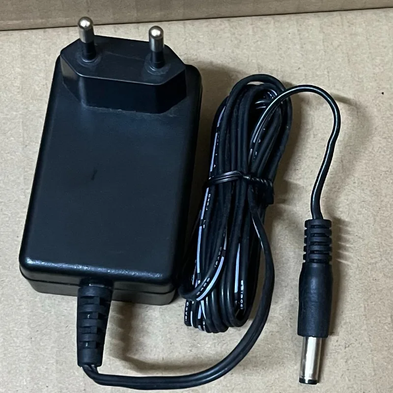 Round foot 18V0.5A500mA vacuum cleaner sweeper aromatherapy machine 24V19V22V26V27V30V power supply
