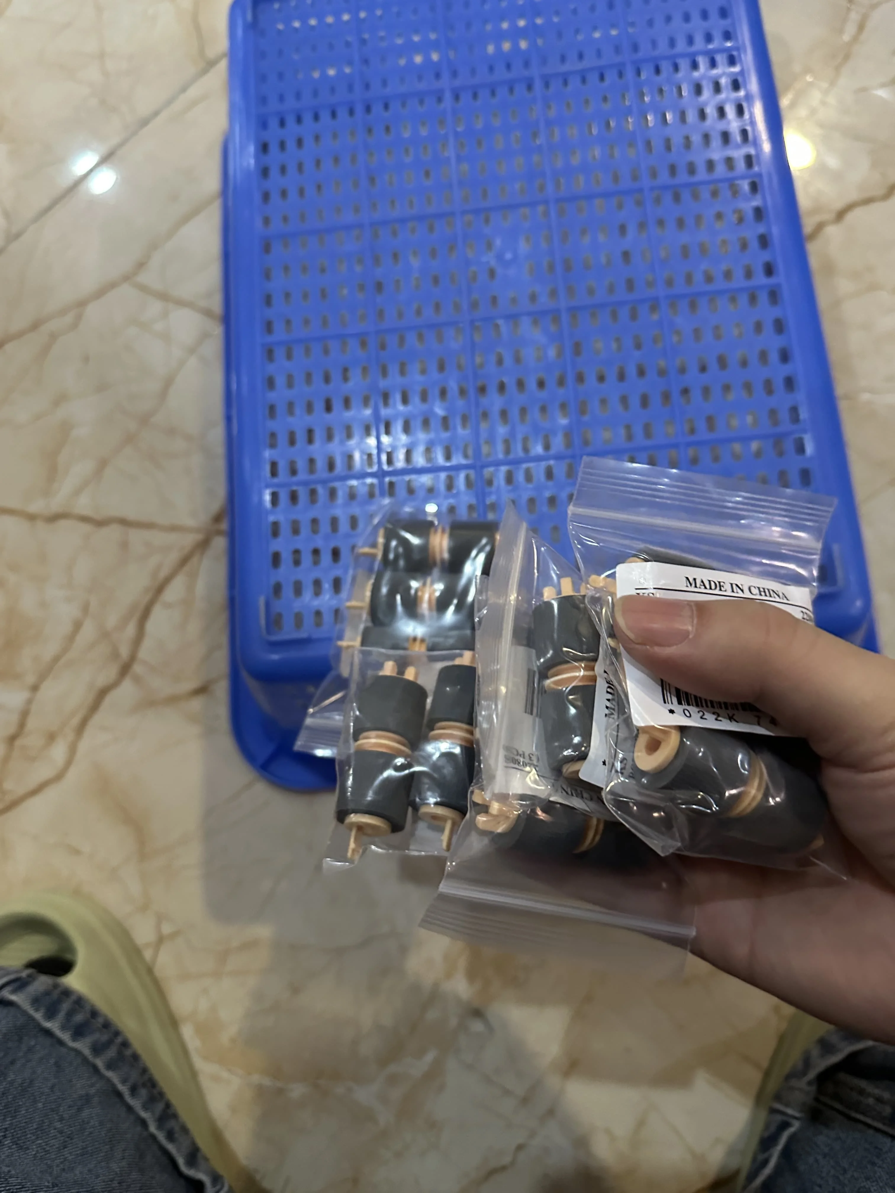 

36 роликов подачи бумаги для Xerox WorkCentre 5335 7525 7535 7775 5325 7655 7665 7675 7755 7765 5330 7425 7428 7435 7530 7545 7556