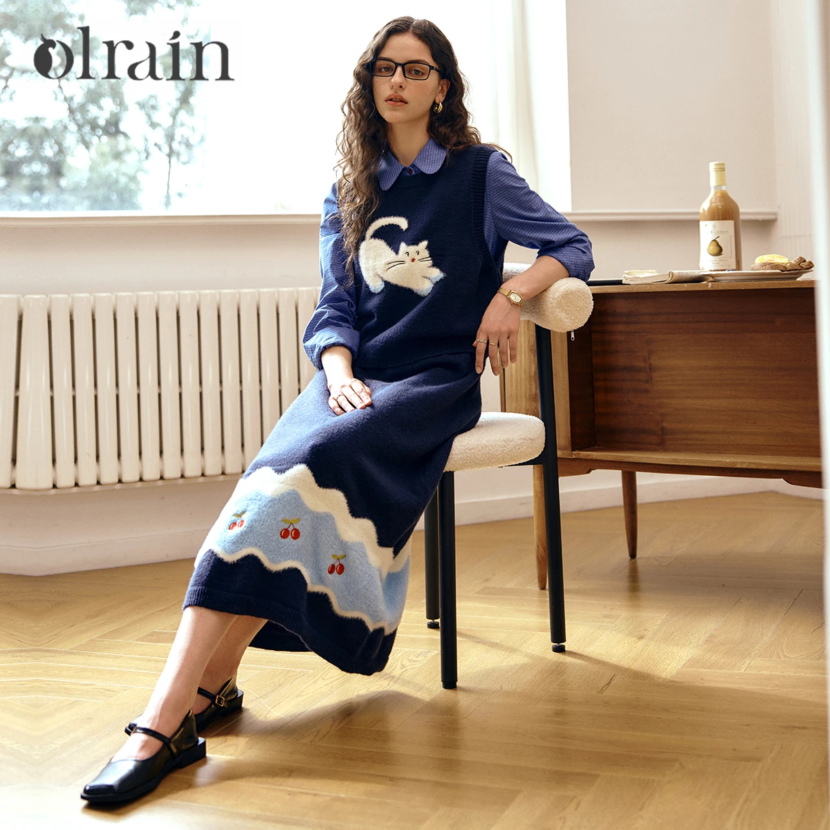 OLrain Women's New Knit Set Whimsical Cat Jacquard Ribbed Vest Color-Block Skirt with Delicate Embroidery Round Neck O57QE001232