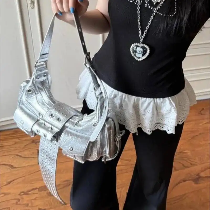 Bloom High Street Sier Y2k Shoulder Women Rivet Pocket Chic Casual Underarm Bag Hot Girls Moto Biker Crossbody Bags New