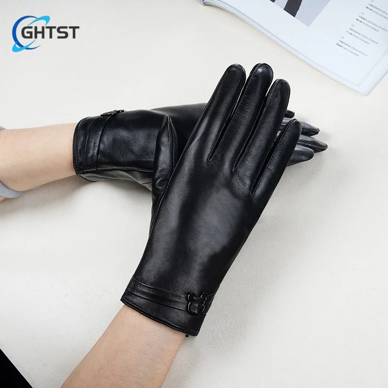 Cute Bear Women Gloves Genuine Lambskin  Spring Winter Warm Comfortable Girl Gloves Trendy Female Short Glove