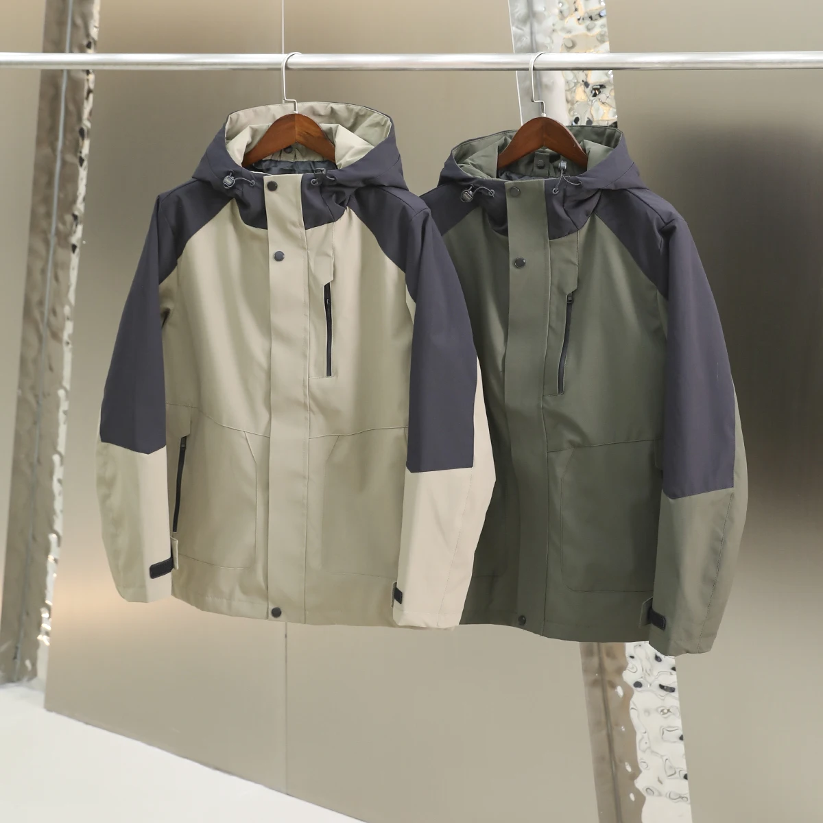 

Outdoor Men's Faionable Color Blo Hooded Jaet Windproof Water Resistant Spring Autumn Stand Fit Polyester Fiber Zipp...