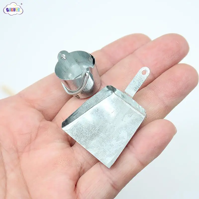 4pcs/set 1/12 Dollhouse Broom Dustpan Mop Metal Pail Kit Dolls House Mini Cleaning Tool Decor Accessories Pretend Play Toy