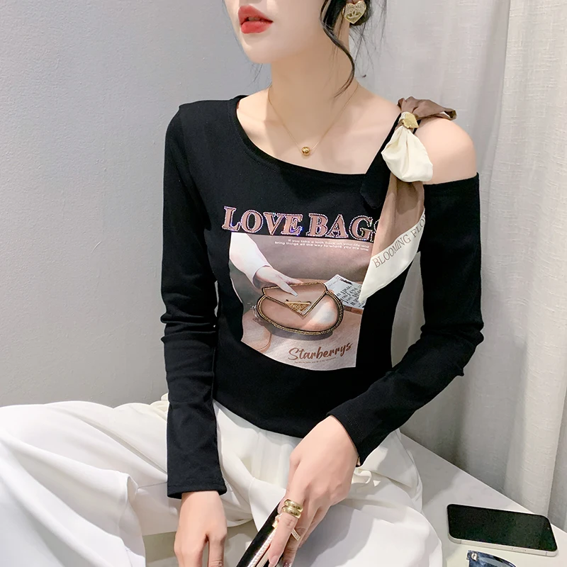 

Black Korean Style Fall Cotton T-Shirt Women Chic Sexy Off Shoulder Bowknot Print Letter Diamonds Tops Long Sleeve Tees New 4715