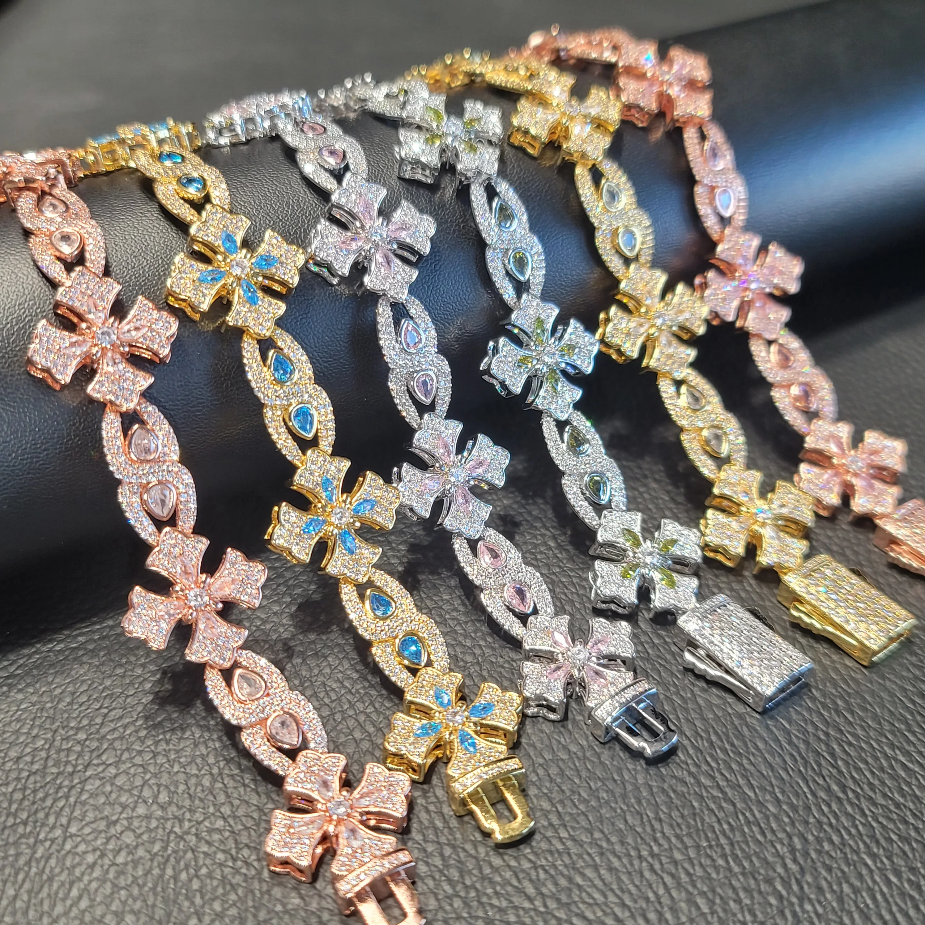 패션 매력적인 십자가 꽃 팔찌 무한 루프 아이 체인 투톤 힙합 주얼리 크리스마스 발렌타인데이 선물 여성용