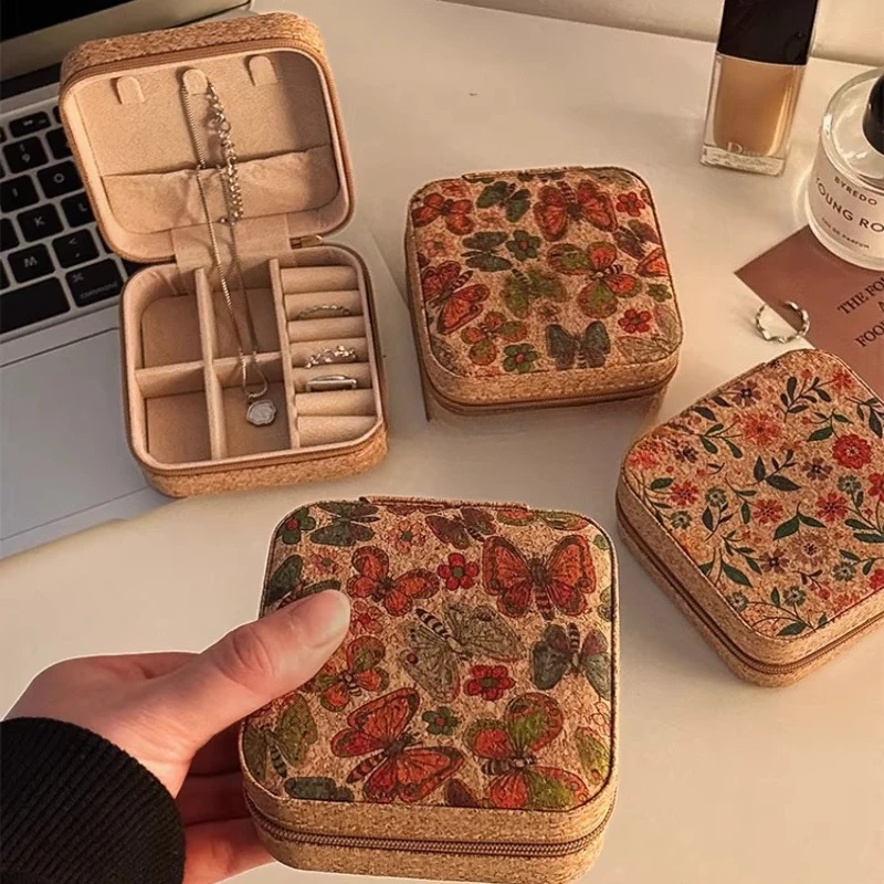 1pc Chinese Vintage Jewelry Storage Box Luxury Exquisite Mini Portable Case for Earrings Rings Necklaces Organizer