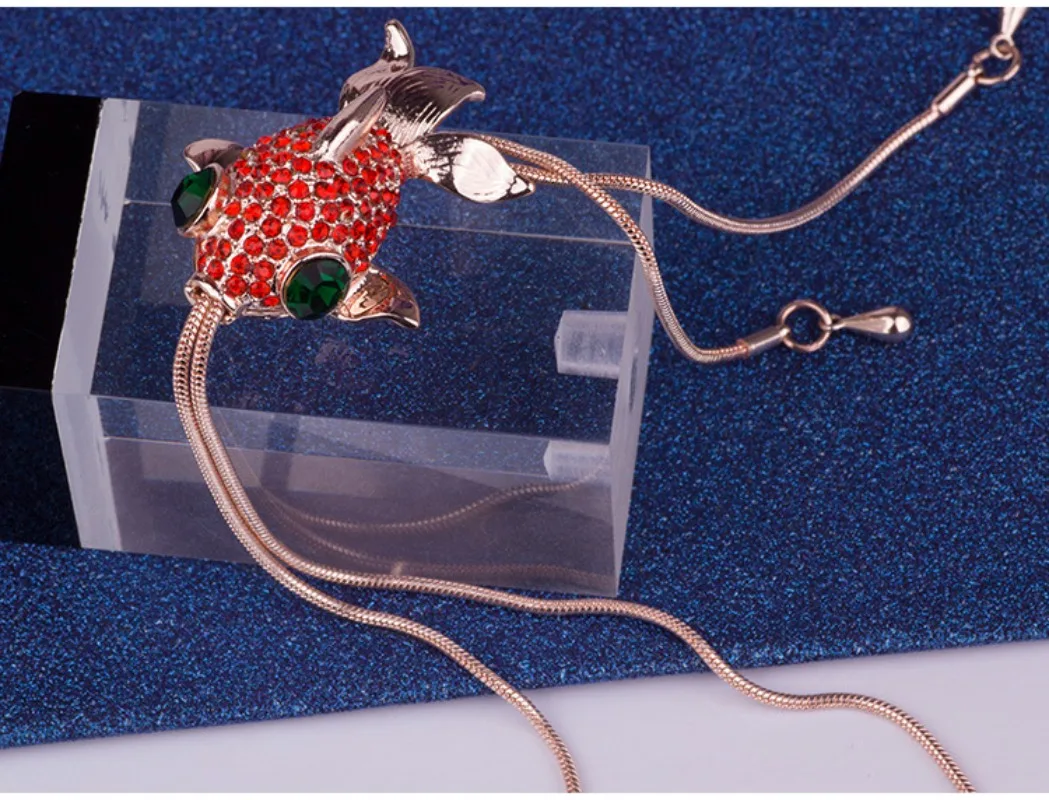 Благоприятная цепочка для свитера с золотой рыбкой, длинное и универсальное ожерелье с подвеской в этническом стиле.