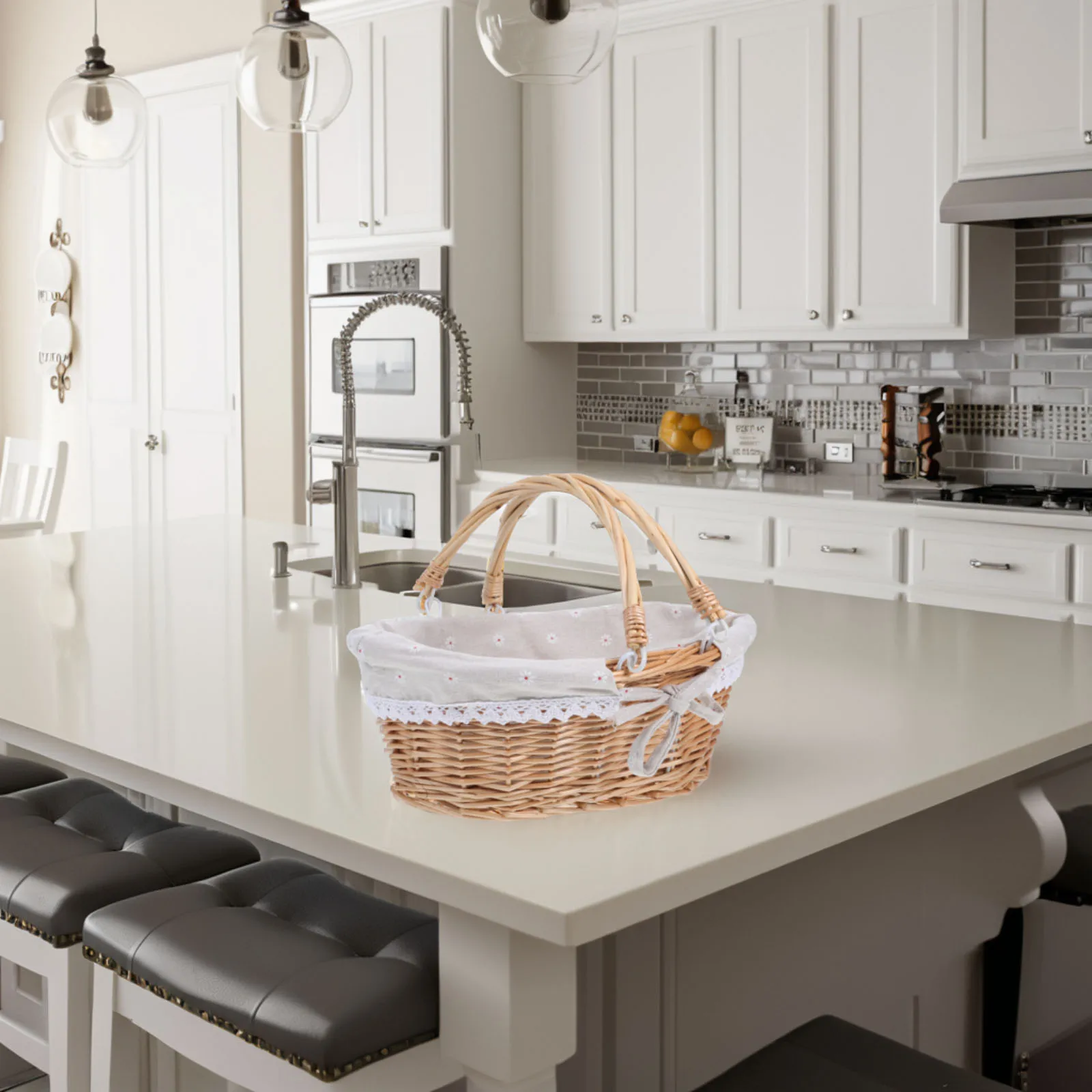 

Handwoven Rustic Wicker Basket Portable Fruit Storage Organizer Kitchen Home Picnic Basket with Handles for Garden Gatherings