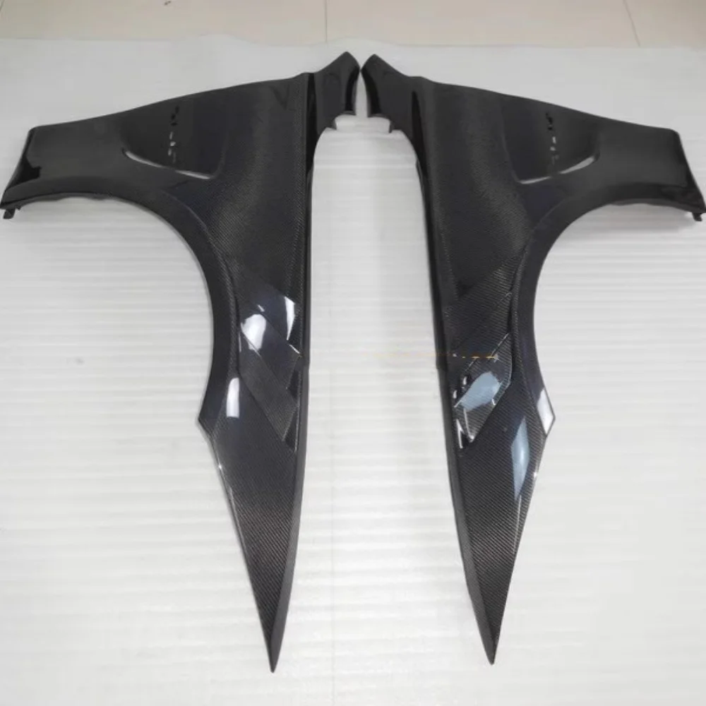 

For BMW M3 M4 F80 F82 Modified Car one side Carbon fiber Fender Flares Arch Wheel Eyebrow mudguard Sticker
