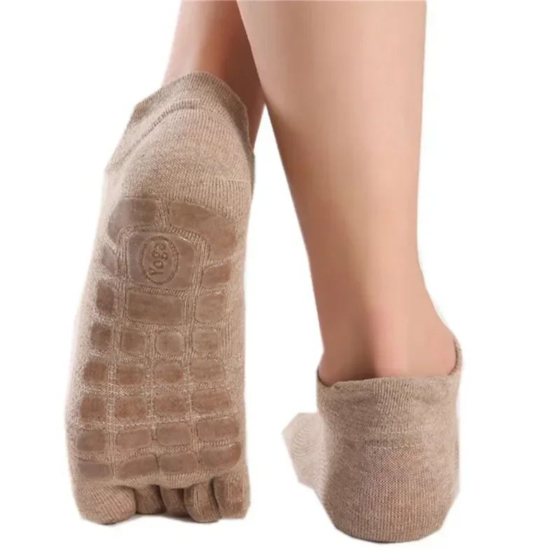 New Men Winter Thickened Five Fingers Socks Warm Non Slip Grip Fitness Toe Socks Low Calf Slipper Male Floor Socks