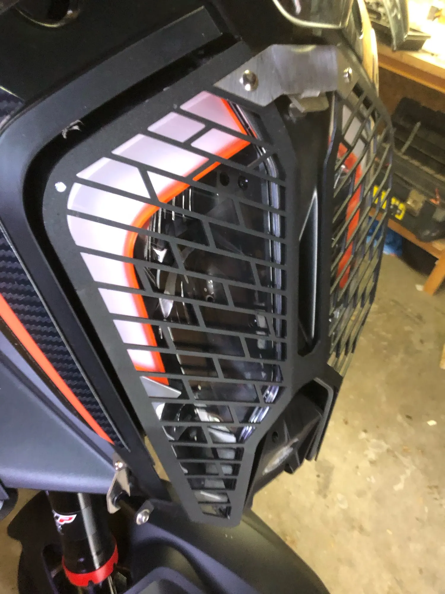 

New Motorcycle Accessories Headlight Protector cover Grille Guard For KTM 1290 SUPER ADVENTURE S/R 2017 2018 2019 2020 2021 2022