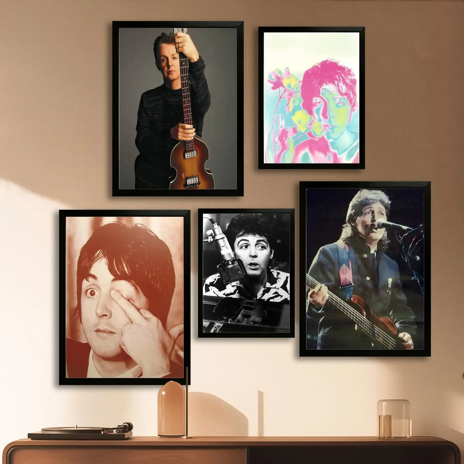 Paul & Linda McCartney Canvas Art Poster and Wall Art, Picture Print, Modern Family Bedroom Decor, Posters,Decorative painting