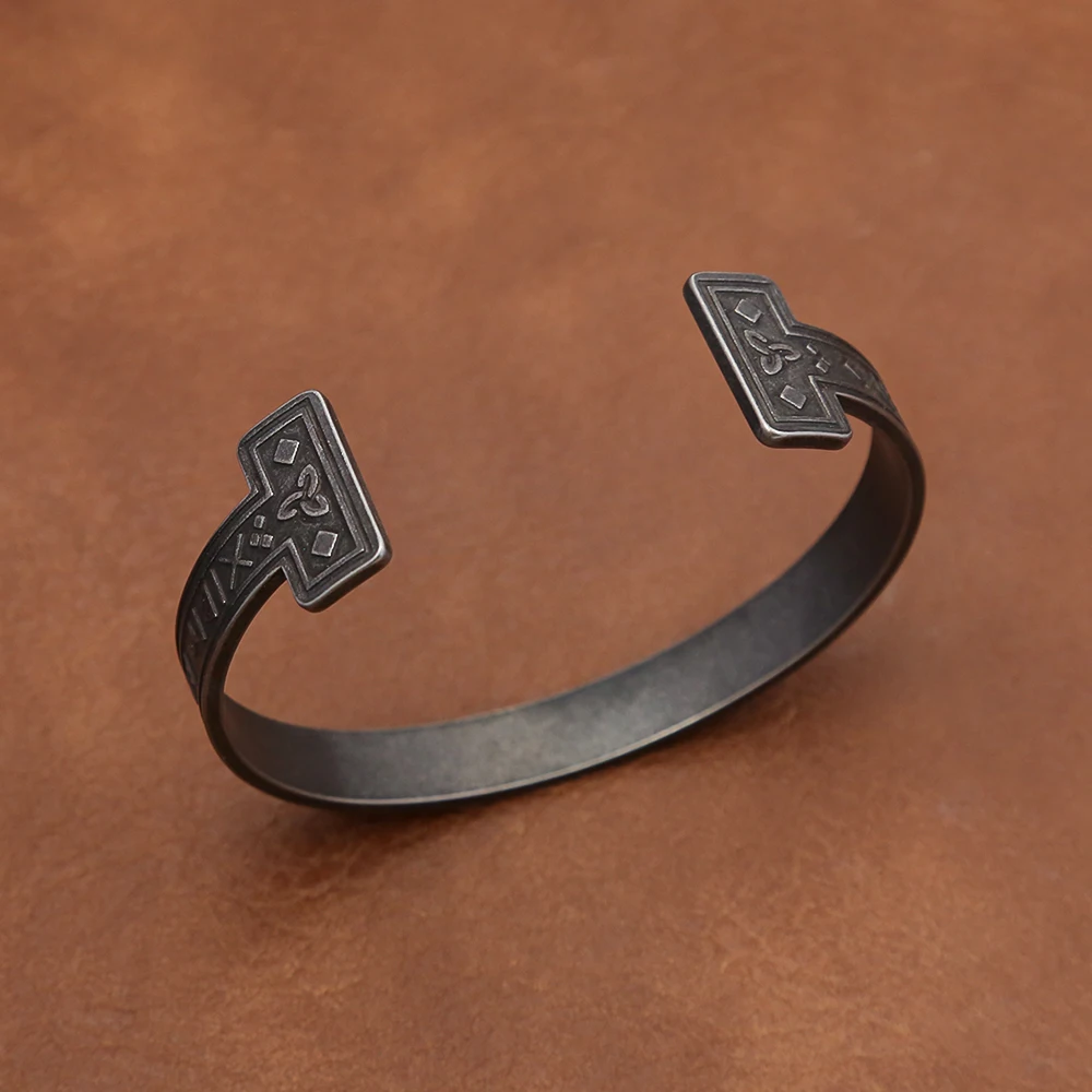 Fashion Vintage Viking Rune Bracelet for Men Women Stainless Steel Nordic Odin Open Bracelets Simple Jewelry Gift Wholesale