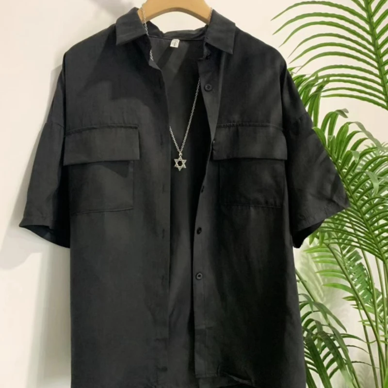 E-BAIHUI Koszula z ozdobnym naszyjnikiem, damska, letnia, z kieszeniami, czarna bluzka, luźny krój, krótki rękaw, kołnierzyk, styl preppy, elegancka bluzka.