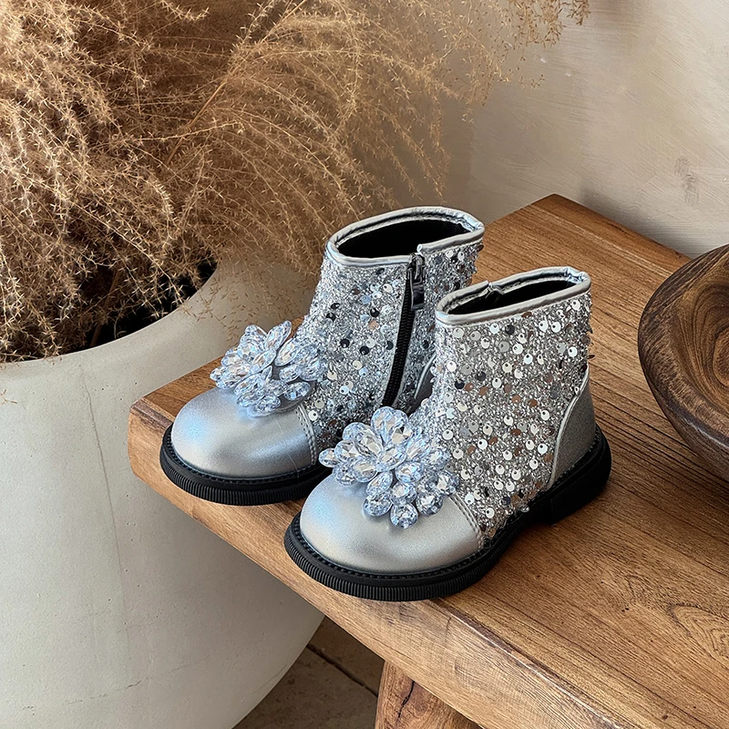 أطفال أداء أحذية لامعة كريستال بنات الأميرة الأحذية الحلو بريق 2025 الخريف الشتاء جديد الأطفال حذاء من الجلد أنيقة لينة