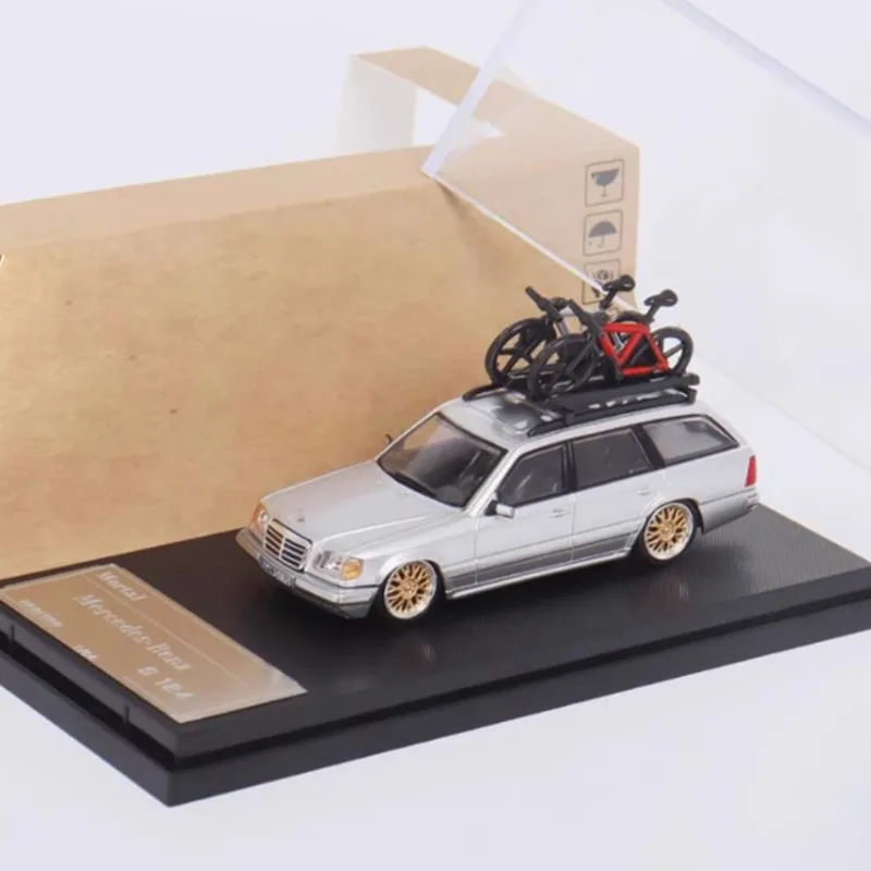 Mortal edycja limitowana 1:64 benz's E300 S124 E-Class crock Station Wagon Alloy Car Model Collection Display Ornament Toy Gift