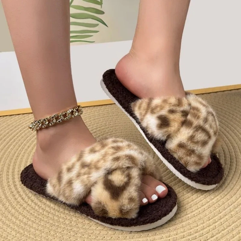2026 Women Warm Cross Strap Fluffy Slippers Couples Casual Leopard Warm Fur Home Slides Adults Indoor Furry Open Toe Sandals