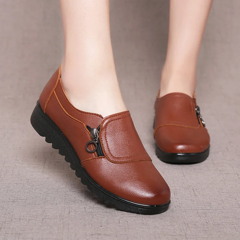 Spring Autumn New Genuine Leather Loafers Women Slip On Shoes For Women's Casual Soft Flat Bottom Shoes Mom's Shoes Plus Size