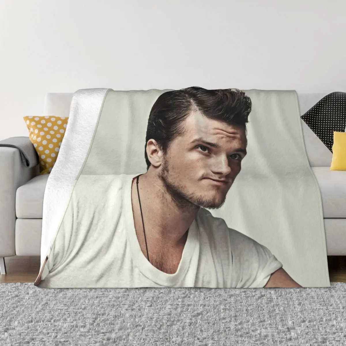 

Josh Hutcherson Blanket Coral Fleece Plush Spring Autumn Star Art Vintage Portable Soft Throw Blankets for Home Couch Bedspread