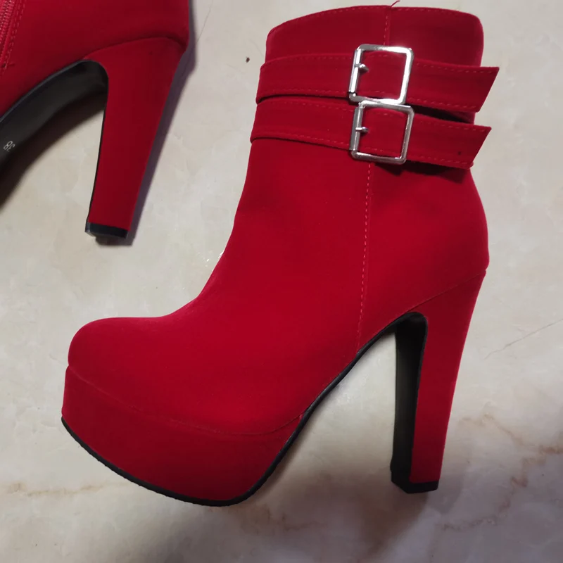 Fashion Women\'s Ankle Boots Winter Autumn Shoes Platform Boots Ladies Black Red Flock Buckle Short Shoes Woman Big Large Size 48