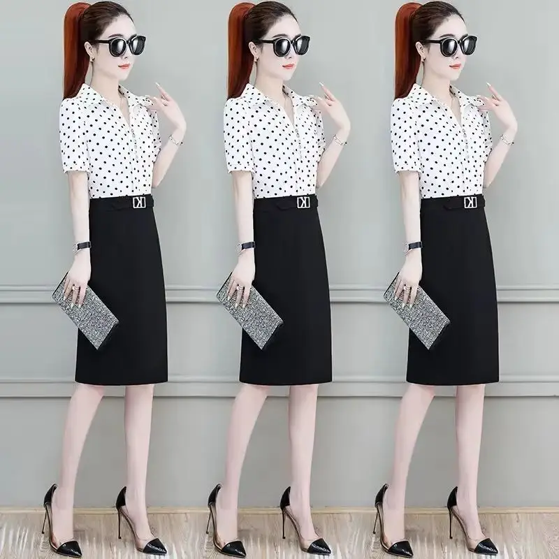 المرأة 2025 صيف جديد فستان حفلة أنيقة موضة سليم عالية الخصر منتصف طول بلون تنورة الإناث شريط تي شيرت مطبوع