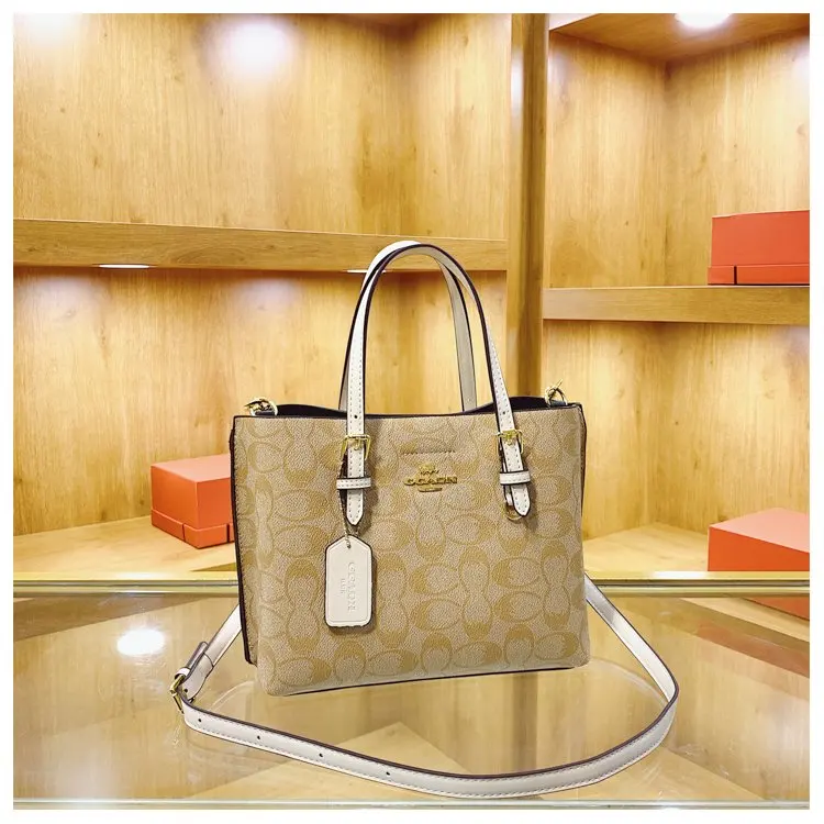 

Designer Inspired Minimalist Diaper Bag Stylish Leather Shoulder Bag For Women Trendy Commuter Tote Unique Fashion