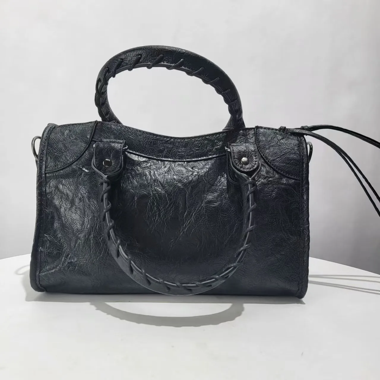 لا شعار نوعية جيدة 2025 وصول جديد حقائب اليد للنساء العلامة التجارية الشهيرة حقيبة كتف سيدة بولي Leather حقائب جلدية كروسبودي حقيبة دراجة نارية #1