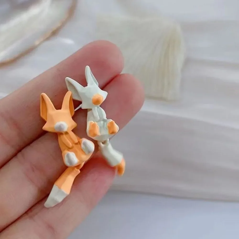 Simple Fashion Cute Three-dimensional Fox Asymmetric Earrings Creative Trend Personality Cartoon Animal Earrings Female Jewelry