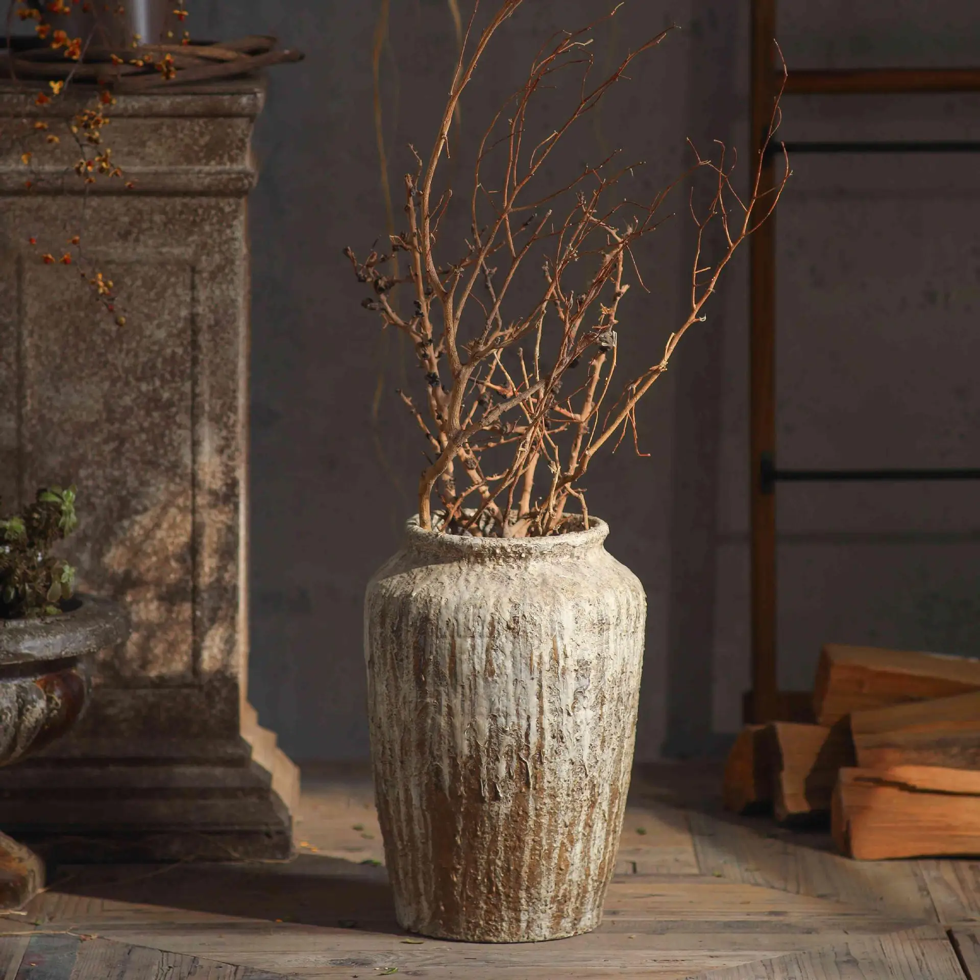 Antique floor-to-ceiling flower pots, model studio flower arrangement containers, homestay decorative vases