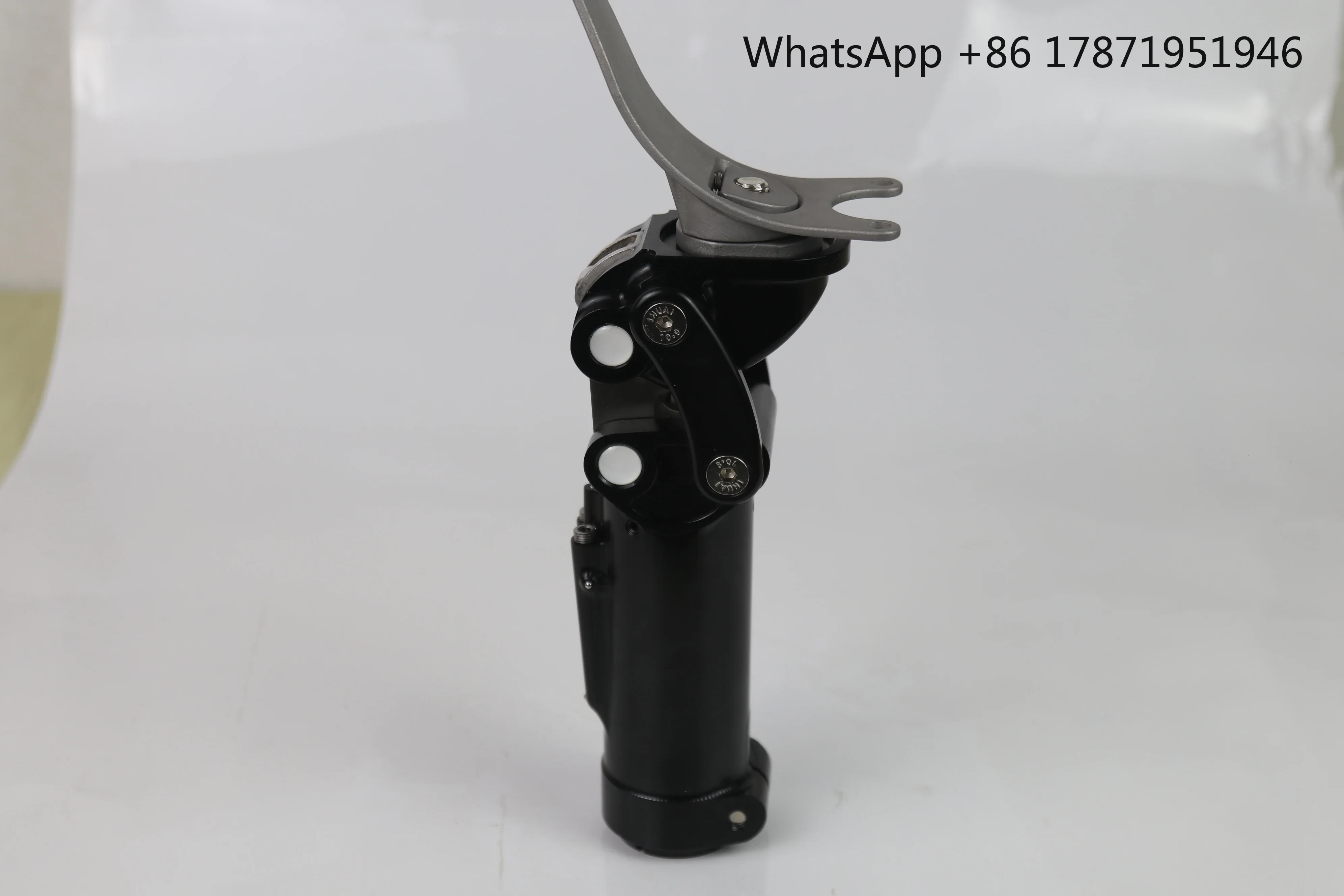 Wholesale price custom High Quality Pneumatic Four Bar Knee Joint Prosthetic Foot High Quality Prosthetic Waterproof